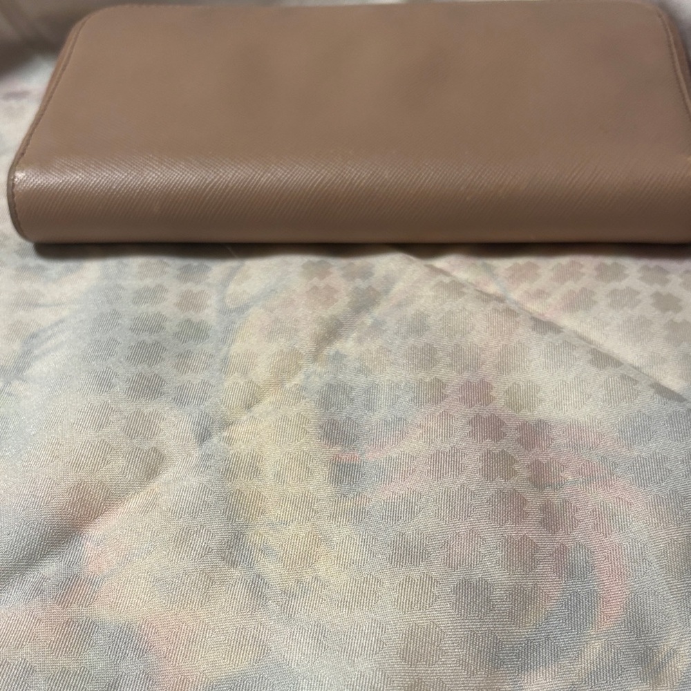 Prada Nude Leather Zip Wallet - Picture 8 of 16